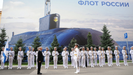 Путин отметил мужество и преданность моряков ВМФ России
