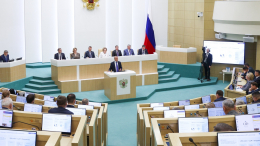 Путин заявил о важности обновления состава Совета Федерации