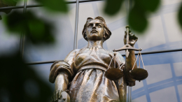 Суд приговорил журналистку Шипачеву к 12 годам колонии за госизмену