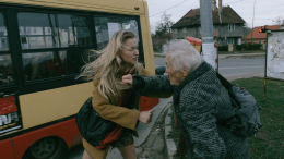 «Буду приходить и бить»: напавшая на вдову ветерана в Приморье обещала вернуться