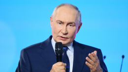 Участники «Большой перемены» встретили Путина овациями на финале в Красноярске