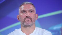 Александр Овечкин наградил победителей турнира ОвиCUP