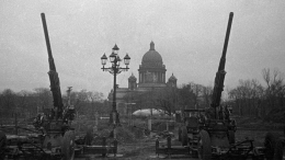 День окончания Ленинградской битвы отметили в Петербурге