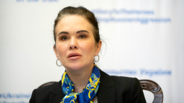 Зеленский пытается дистанцироваться от скандала с коррупцией в его окружении