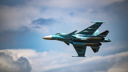 Су-34 уничтожил группу боевиков и пункт управления БПЛА. Лучшее видео из зоны СВО