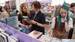 Более 30 тонн книг привезут из РФ и Белоруссии на фестиваль «Красная строка»