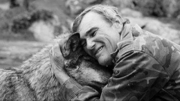 Самые счастливые годы с волками: умер «испанский Маугли» в возрасте 80 лет