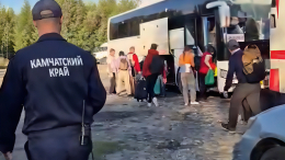 На Камчатке завершили эвакуацию 152 туристов после размытия дорог