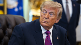 Трамп допустил санкции против китайских банков из-за Ирана