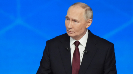 Путин отметил, что никакие новые технологии не смогут заменить учителя