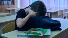 «Я больше не пойду»: что делать, если ребенок отказывается ходить в школу