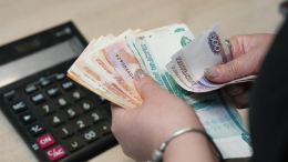 В России задолженность по зарплате в июле снизилась до 2,039 млрд рублей