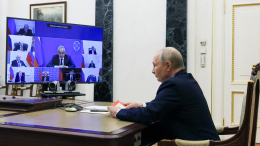 Путин провел совещание с постоянными членами Совбеза после поездки на ВЭФ