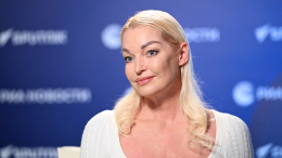 Массаж и кальян: Волочкова рассказала, как восстанавливается после концертов