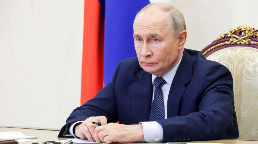 Путин поручил прекратить удары по Киеву на три дня