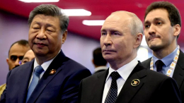Путин и Си Цзиньпин поприветствовали друг друга на саммите БРИКС