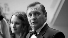 Актер «Тайн следствия» Геннадий Спириденков умер после падения на сцене