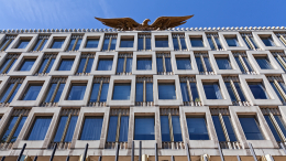 Разведка США тайно вывезла дипломата, у которого нашли непристойные фото детей