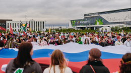 Парад мира и единства: шествие на МФМ собрало 10 тысяч участников