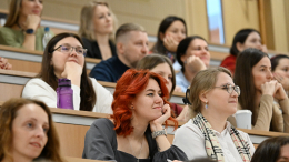 Поддержка беременных студенток в регионах: где и сколько платят