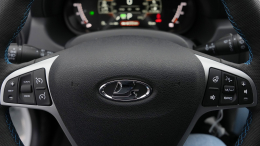 АвтоВАЗ показал коммерческие Lada Largus и Granta с пневмоподвеской