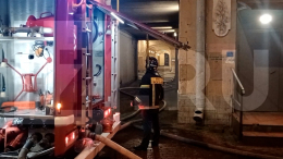 Четыре человека пострадали после взрыва аккумулятора от мопеда в Петербурге