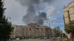 Густой смог накрыл Киев после массированного удара ВС РФ