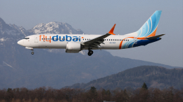 Сантехник выровнял самолет? Трамп усомнился в версии спасения борта Flydubai
