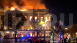 Площадь пожара в особняке Миллера в Петербурге возросла до 2000 квадратных метров