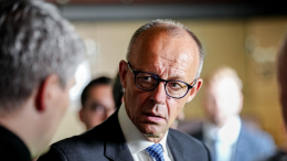 Мерц заявил о готовности к переговорам по Украине