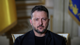 Захарова: Зеленский уже не может скрывать масштабы коррупции на Украине