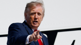 «Любой, кто использует термин ИИ»: кого Трамп записал во враги Белого дома