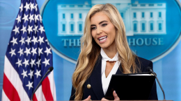 Оговорка по Фрейду: новая пресс-секретарь администрации назвала Трампа мужем