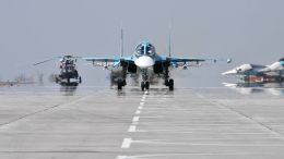 Су-34 нанес удар по опорному пункту ВСУ. Лучшее видео из зоны СВО