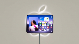 Новинка Apple в России: раскладной iPhone не сгибается под спрос