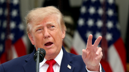 «Урсула позвонит и скажет спасибо»: Трамп пошутил о переименовании Тихого океана