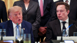 Трамп попросил Маска снять ограничения Starlink на Украине