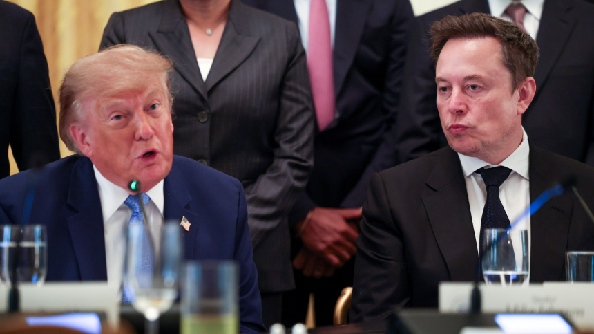 Трамп попросил Маска снять ограничения Starlink на Украине