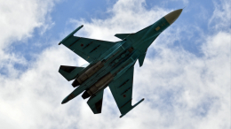 Су-34 ударил авиабомбами по местам запуска дронов ВСУ. Лучшее видео из зоны СВО